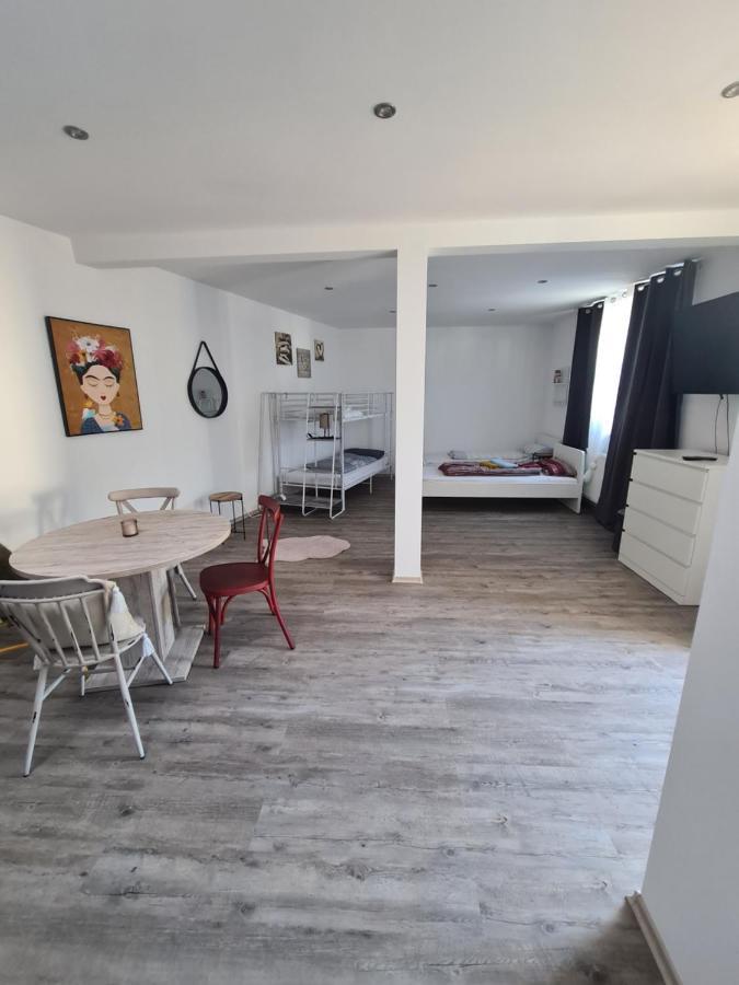 Apartment Fuer Monteure Nr 1 Касел Екстериор снимка